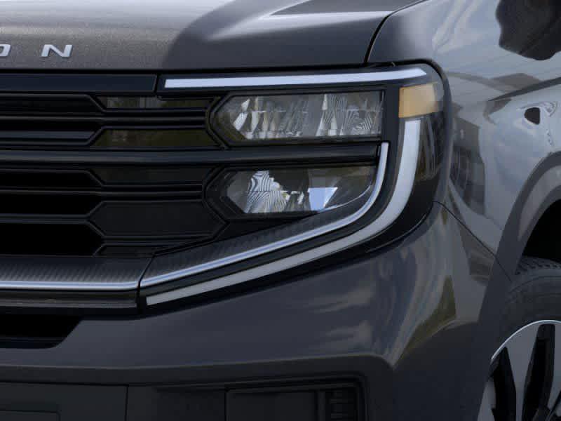new 2025 Ford Expedition car, priced at $87,254