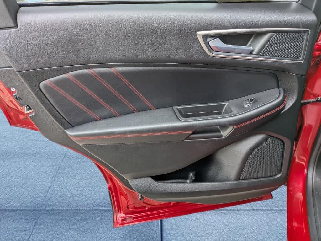 used 2022 Ford Edge car, priced at $28,995