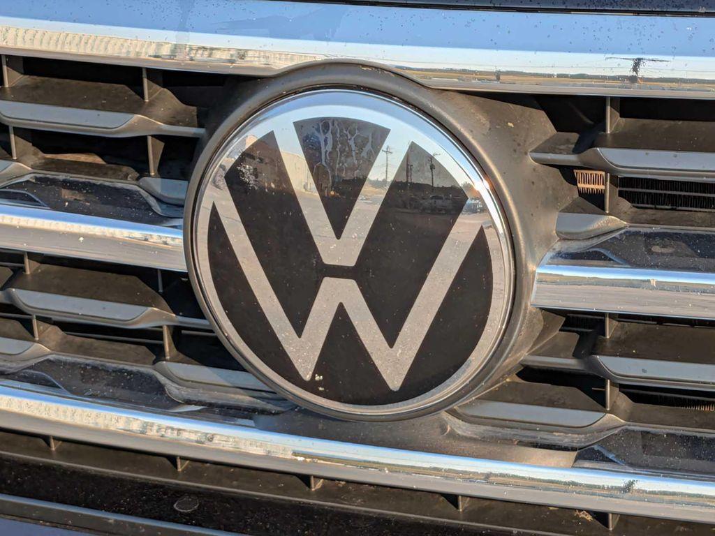 used 2021 Volkswagen Atlas car, priced at $19,995