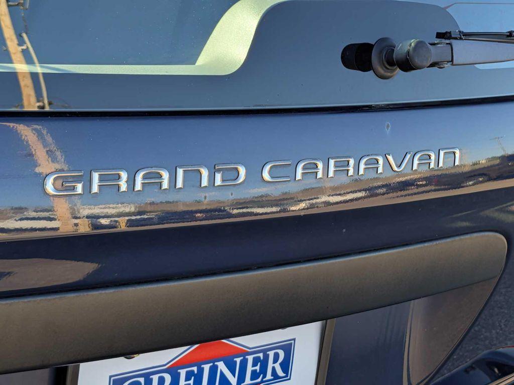 used 2005 Dodge Grand Caravan car, priced at $8,250