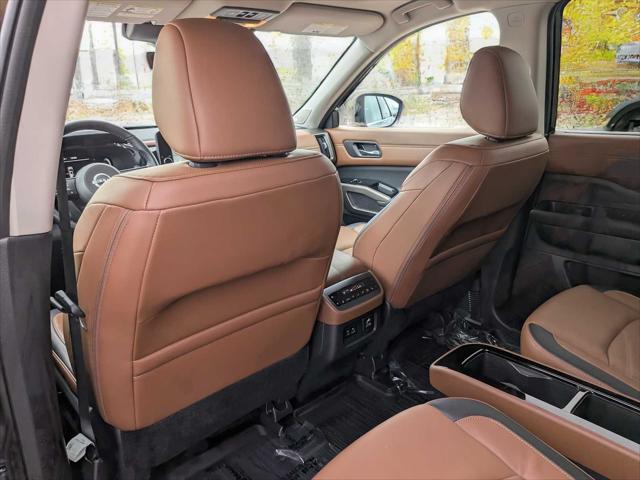 used 2023 Nissan Pathfinder car, priced at $39,995