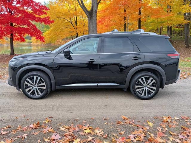 used 2023 Nissan Pathfinder car, priced at $39,995