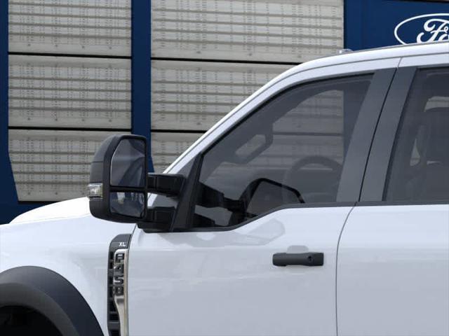 new 2025 Ford F-450 car, priced at $73,255