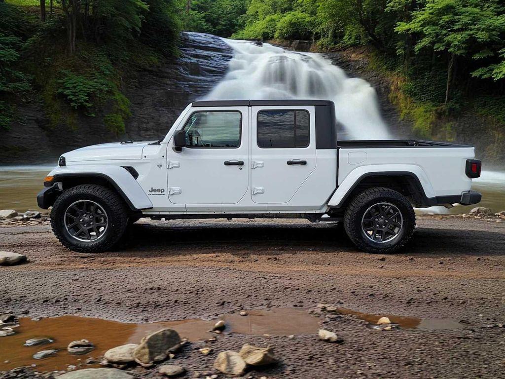 used 2023 Jeep Gladiator car, priced at $29,495