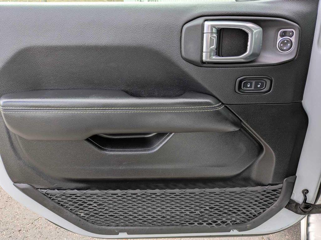 used 2023 Jeep Gladiator car, priced at $29,495