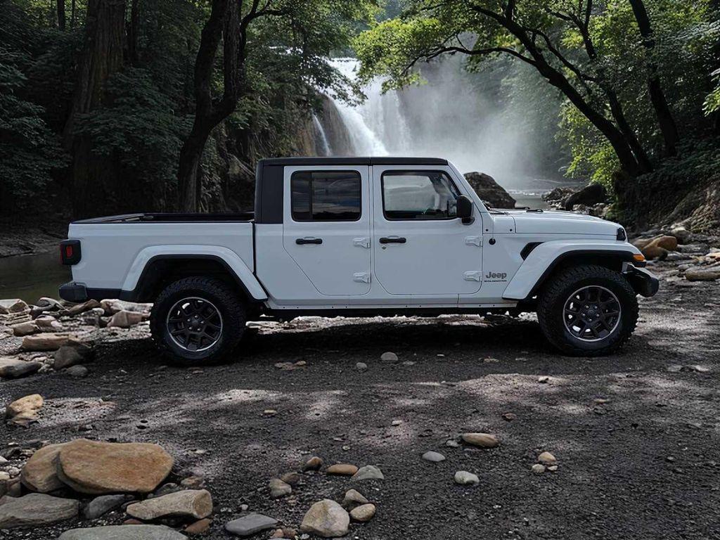 used 2023 Jeep Gladiator car, priced at $29,495