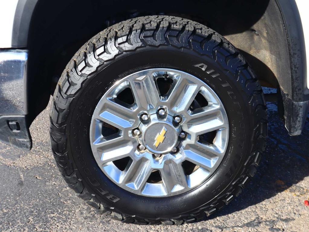 used 2024 Chevrolet Silverado 2500 car, priced at $67,995