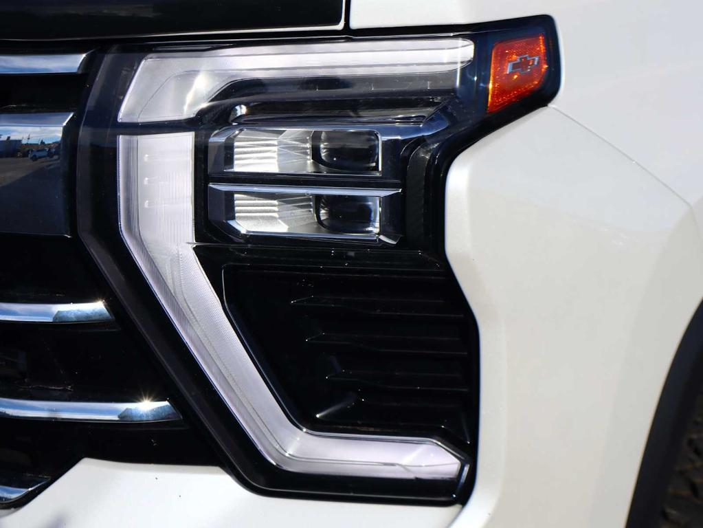 used 2024 Chevrolet Silverado 2500 car, priced at $67,995