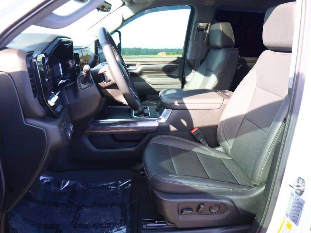 used 2024 Chevrolet Silverado 2500 car, priced at $67,995