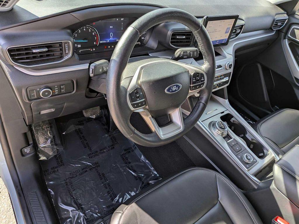 used 2024 Ford Explorer car, priced at $35,995