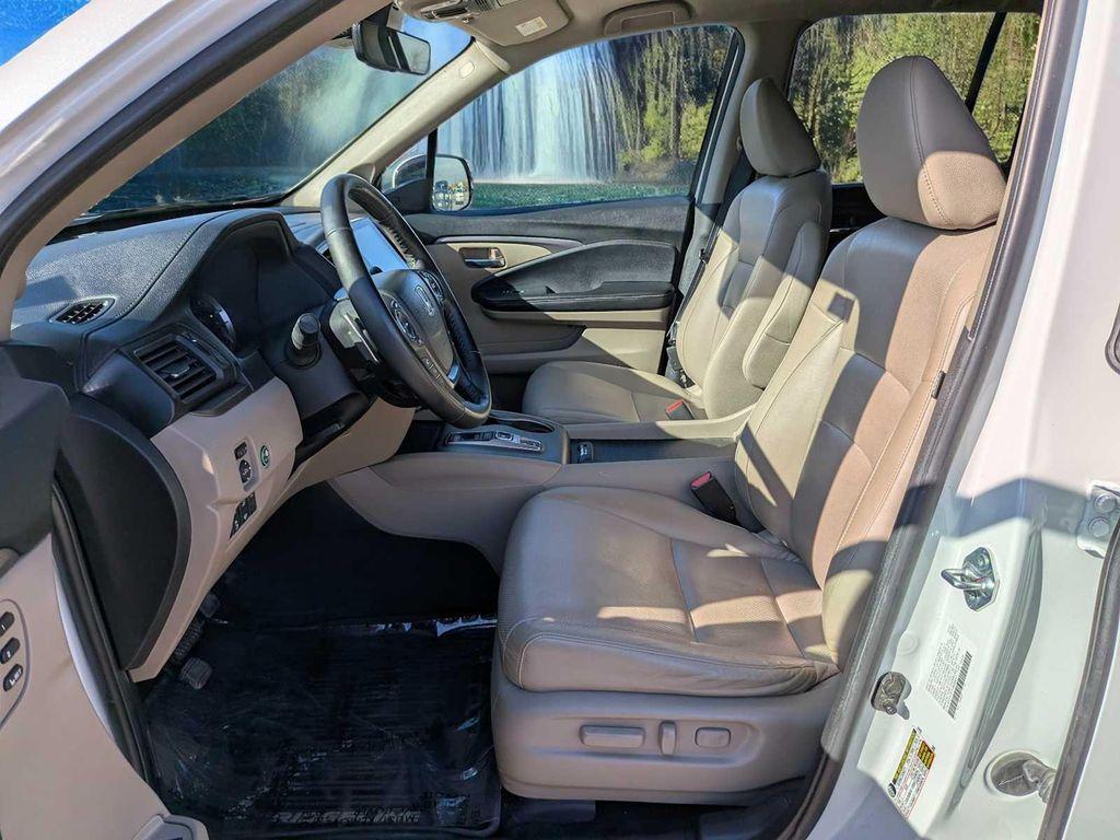 used 2023 Honda Ridgeline car, priced at $35,995