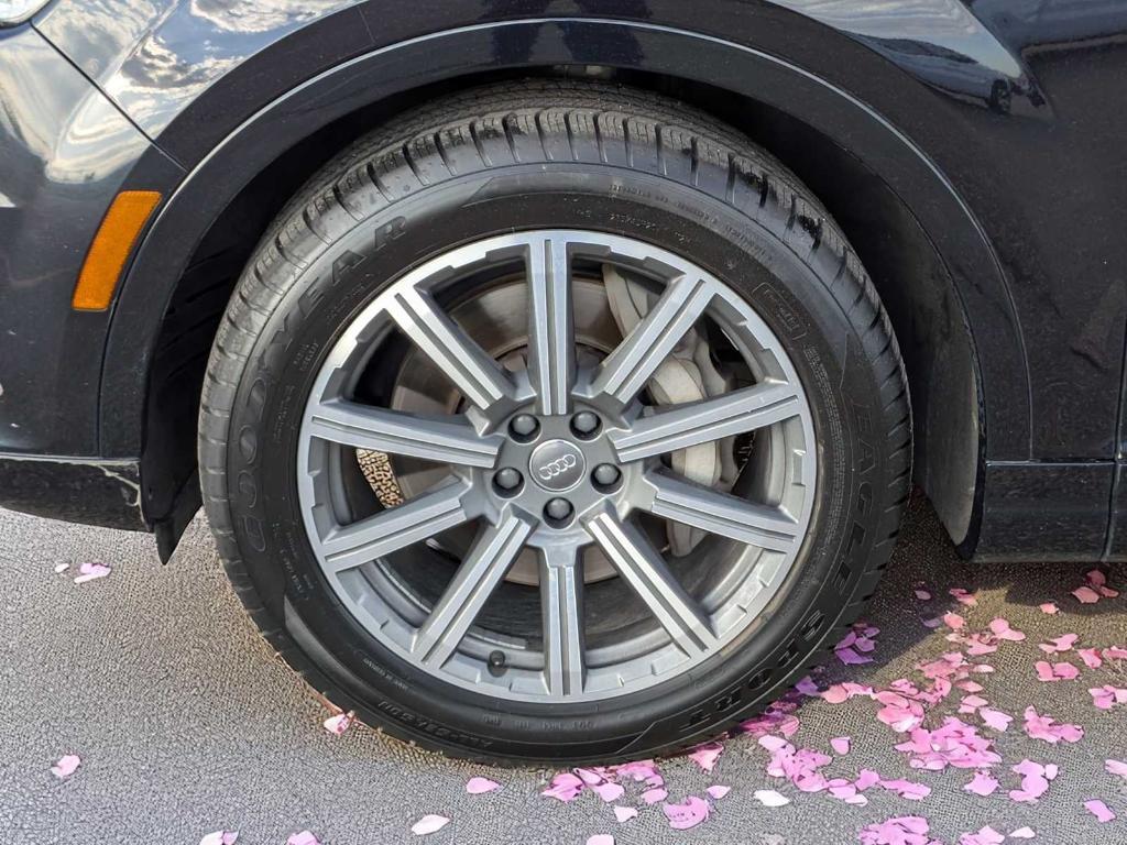 used 2018 Audi Q7 car, priced at $22,995