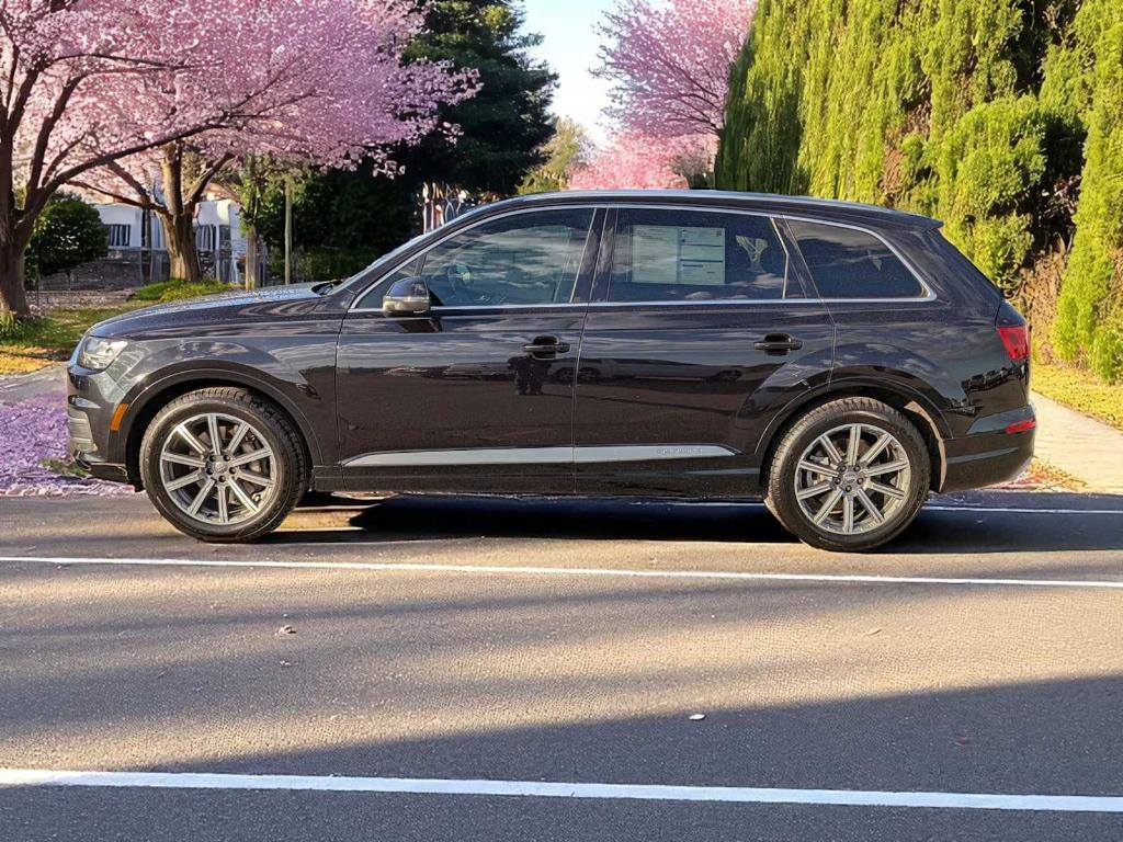 used 2018 Audi Q7 car, priced at $22,995