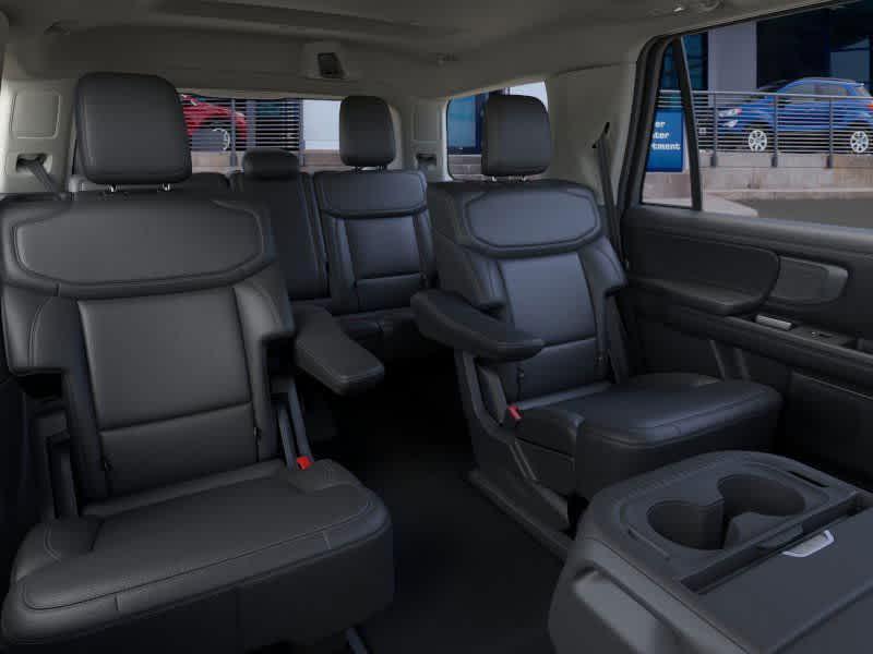 new 2025 Ford Expedition car, priced at $77,652