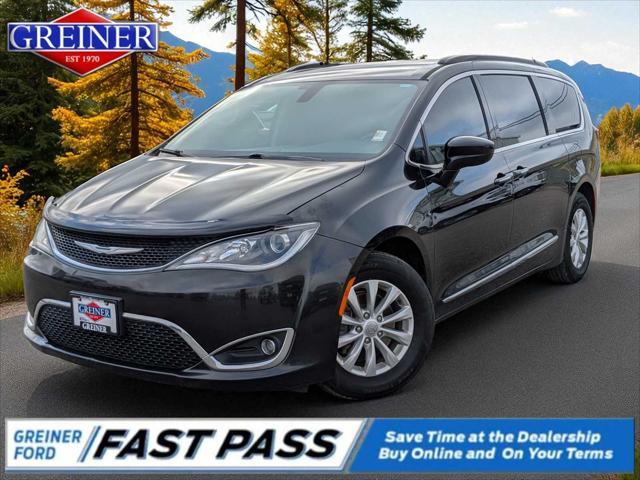 used 2017 Chrysler Pacifica car, priced at $10,795