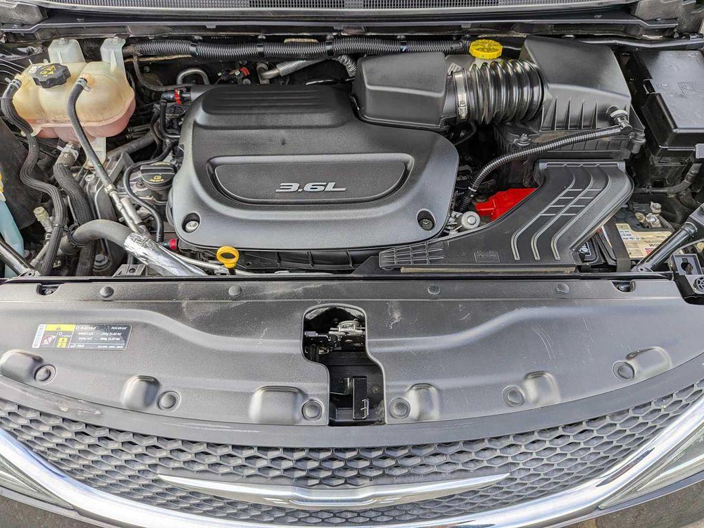 used 2017 Chrysler Pacifica car, priced at $10,500