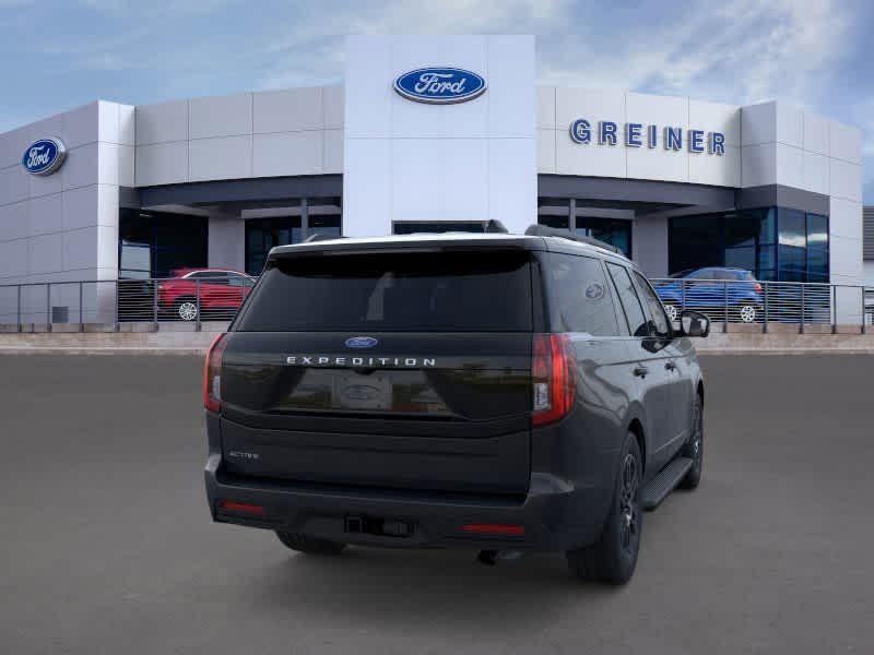 new 2025 Ford Expedition car, priced at $70,768