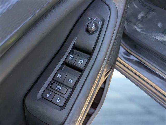 used 2024 Jeep Grand Cherokee L car, priced at $37,566
