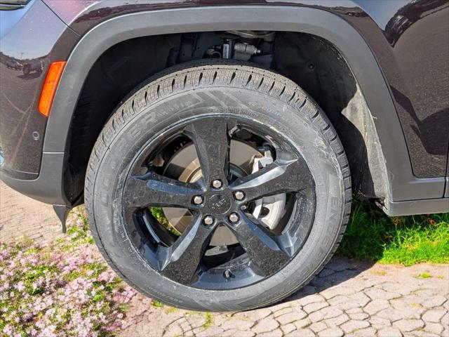used 2023 Jeep Grand Cherokee L car, priced at $34,995