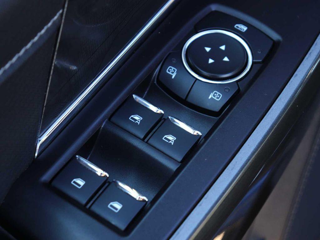 used 2022 Ford F-150 car, priced at $39,995