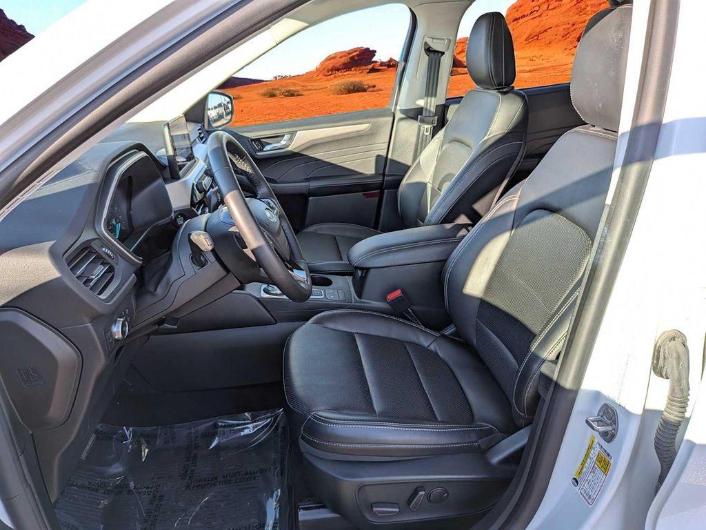 used 2022 Ford Escape car, priced at $26,595