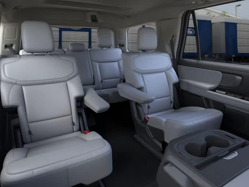 new 2025 Ford Expedition car, priced at $80,390