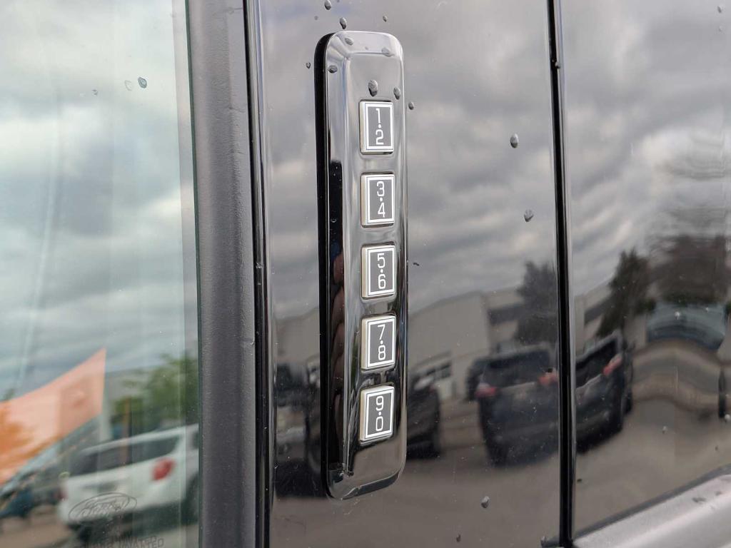 used 2017 Ford F-150 car, priced at $33,500