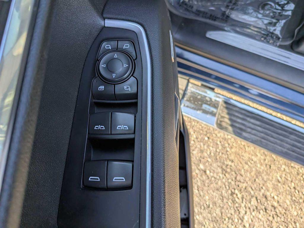used 2022 GMC Sierra 1500 car, priced at $45,300
