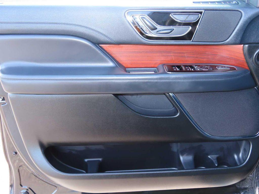 used 2024 Lincoln Navigator car, priced at $62,495