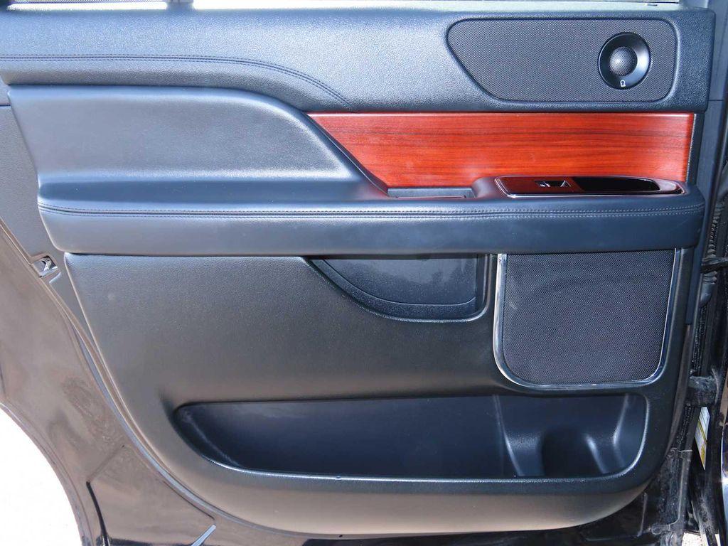 used 2024 Lincoln Navigator car, priced at $62,495