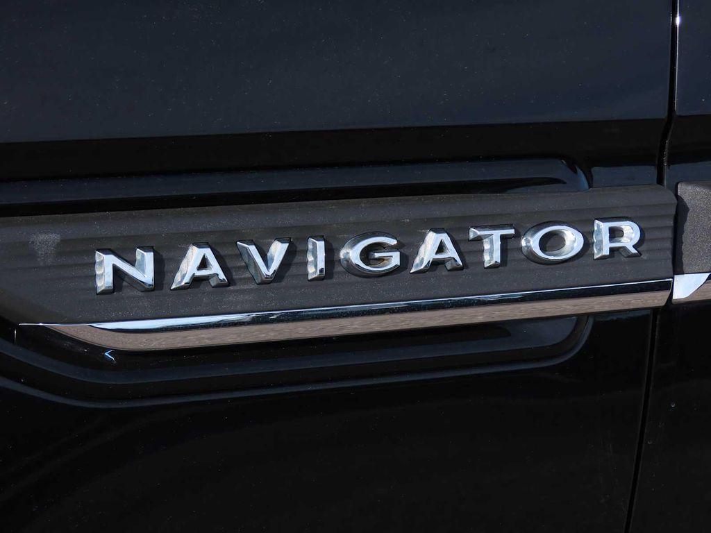 used 2024 Lincoln Navigator car, priced at $62,495