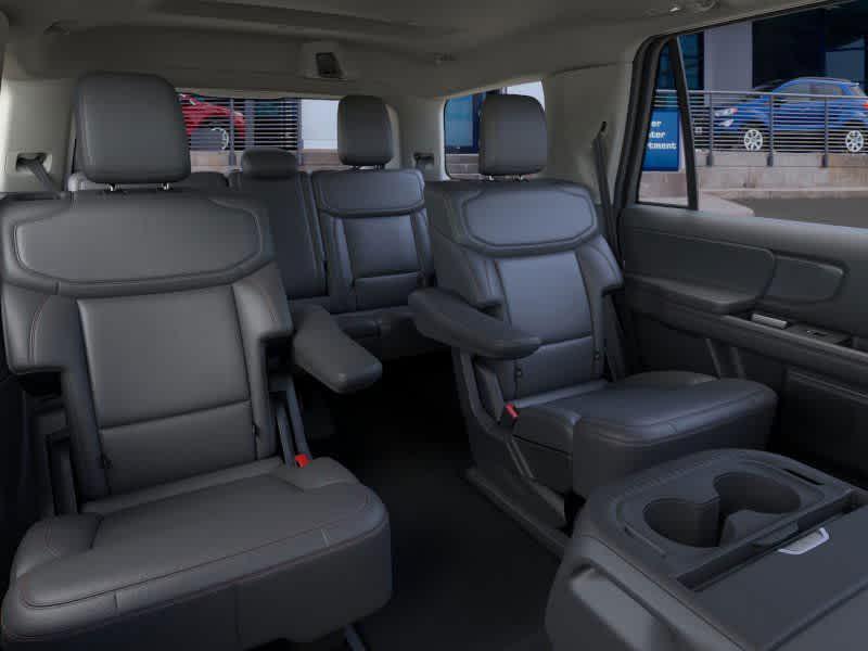 new 2025 Ford Expedition car, priced at $67,217