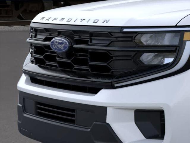 new 2025 Ford Expedition car, priced at $70,365