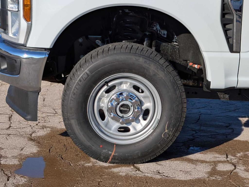 new 2025 Ford F-250 car, priced at $70,930