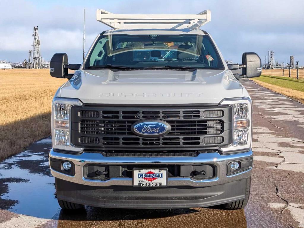new 2025 Ford F-250 car, priced at $70,930
