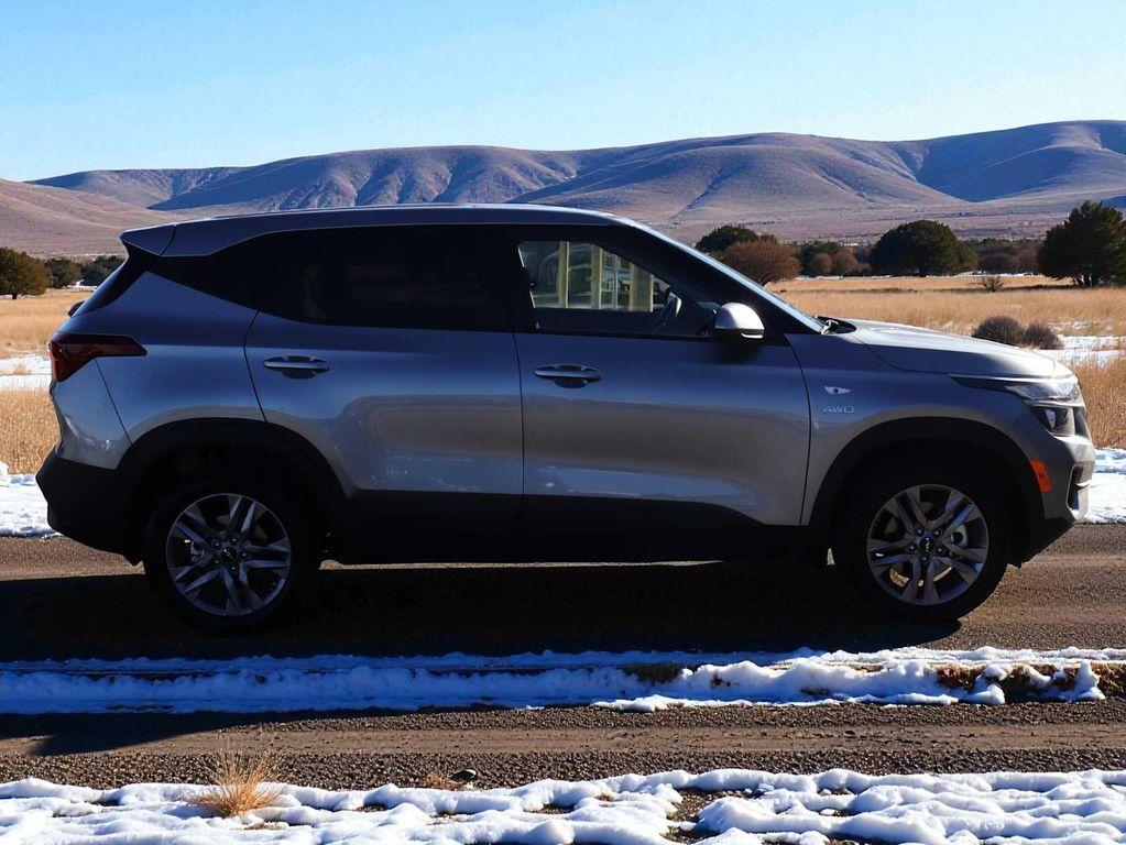 used 2023 Kia Seltos car, priced at $19,995