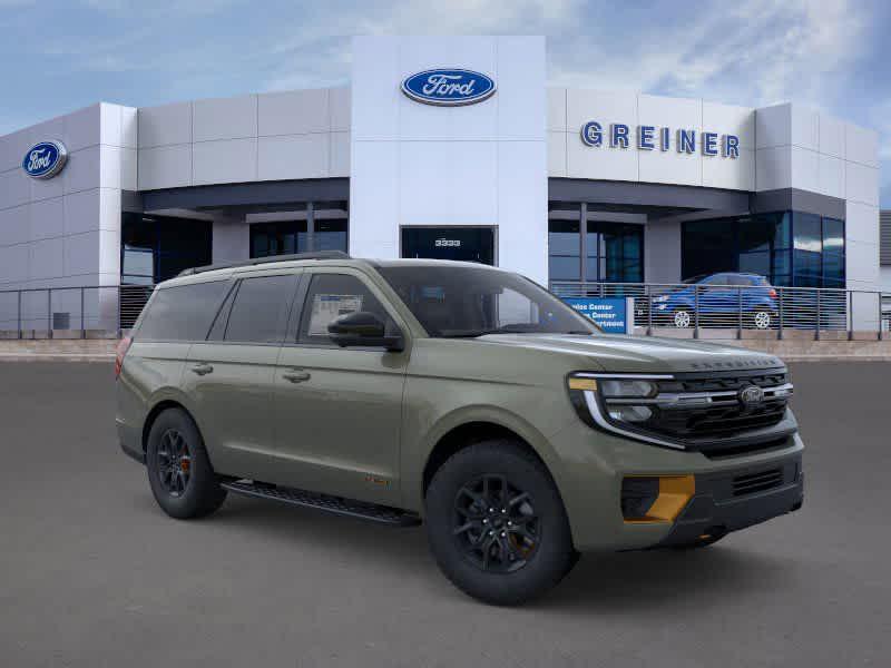 new 2025 Ford Expedition car, priced at $77,600