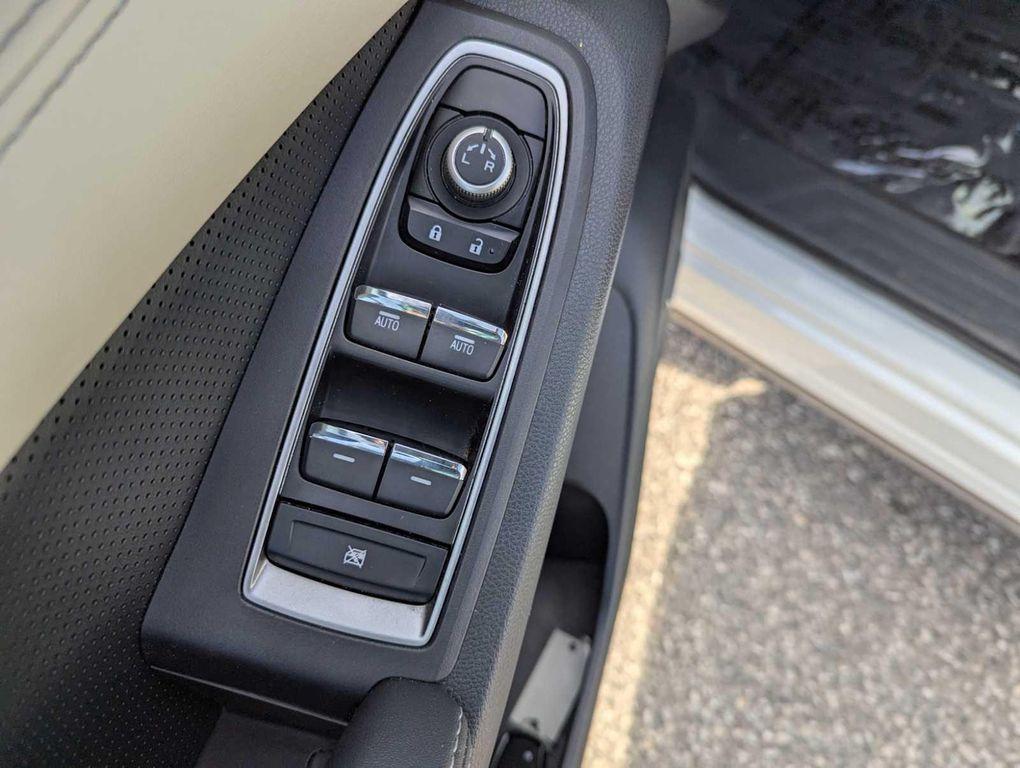used 2020 Subaru Ascent car, priced at $25,100