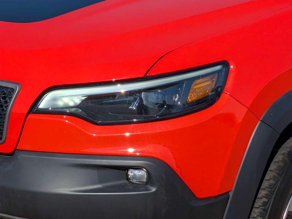 used 2021 Jeep Cherokee car, priced at $26,289