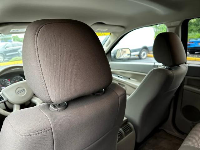used 2008 Jeep Grand Cherokee car, priced at $5,490