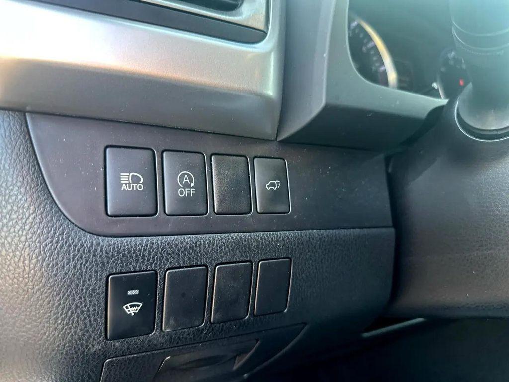 used 2017 Toyota Highlander car, priced at $21,989