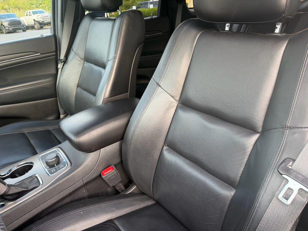 used 2021 Jeep Grand Cherokee car, priced at $22,916