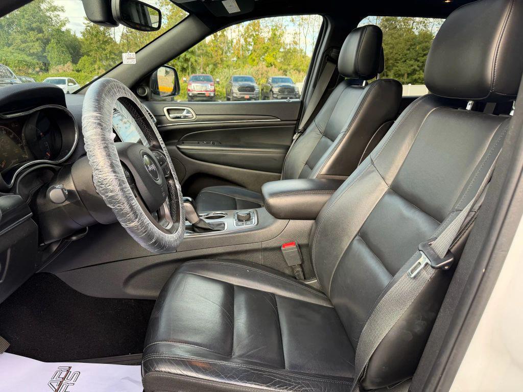 used 2021 Jeep Grand Cherokee car, priced at $22,916