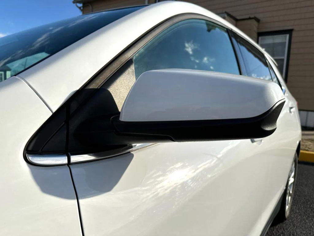 used 2020 Chevrolet Equinox car, priced at $10,454