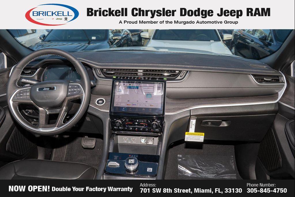 new 2025 Jeep Grand Cherokee car, priced at $43,784