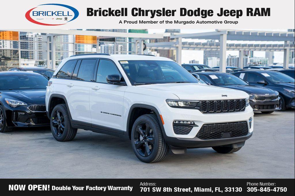 new 2025 Jeep Grand Cherokee car, priced at $43,784