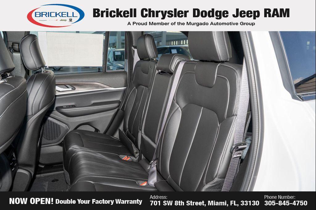 new 2025 Jeep Grand Cherokee car, priced at $43,784