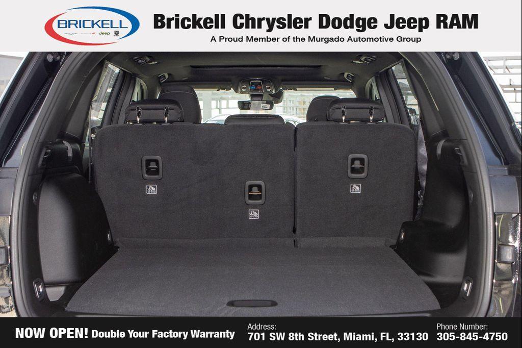 new 2025 Jeep Grand Cherokee car, priced at $36,790