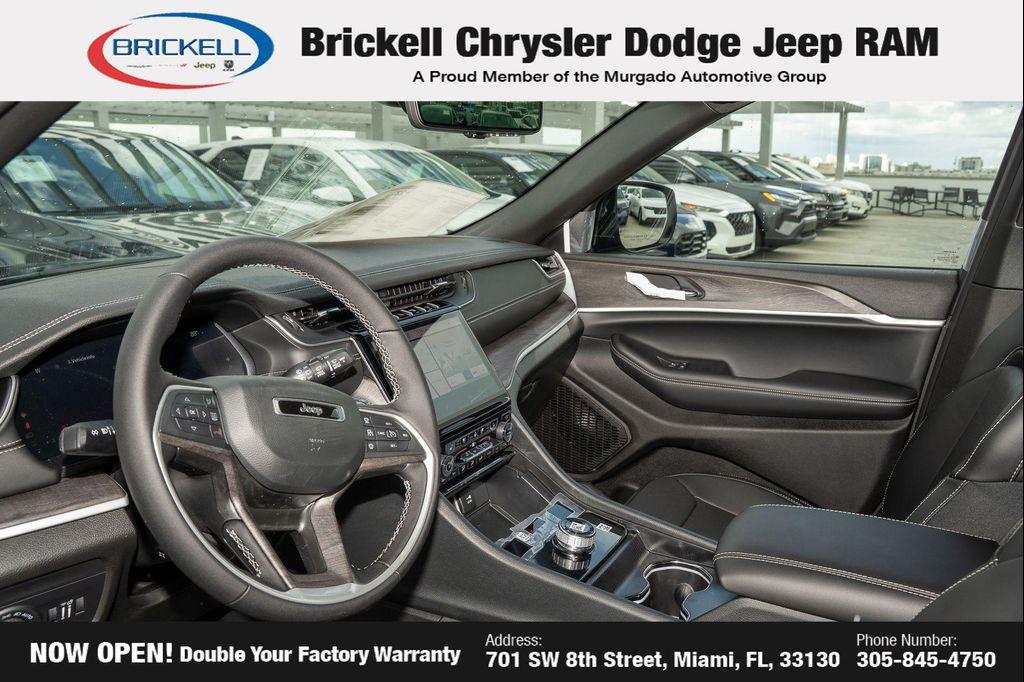 new 2025 Jeep Grand Cherokee car, priced at $42,631