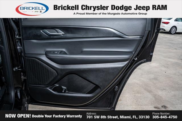 new 2025 Jeep Grand Cherokee L car, priced at $33,734